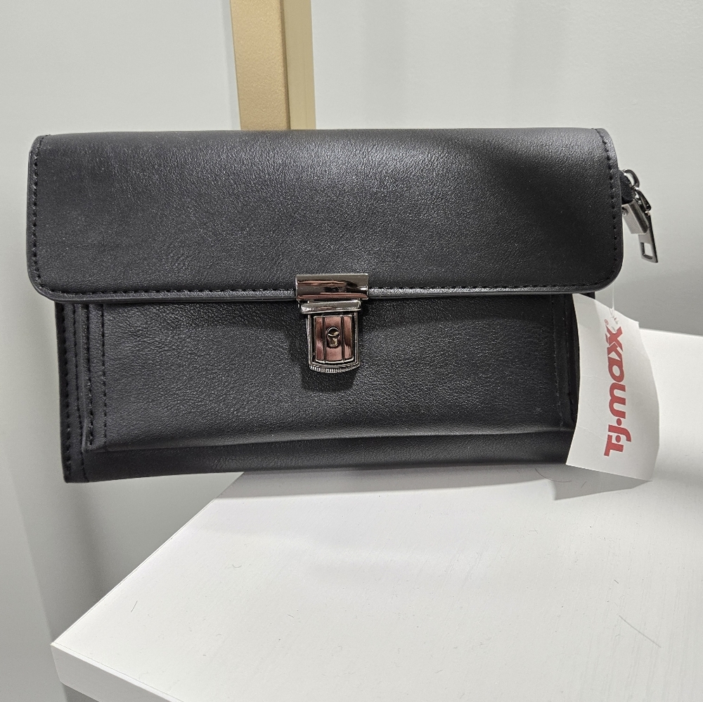 T.J.Maxx Black Leather Women's Bag